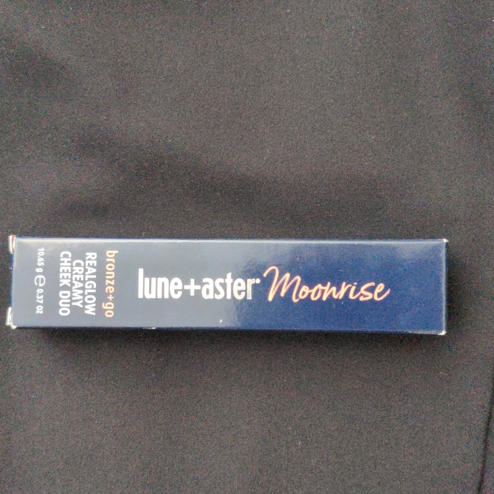 LUNE + ASTER BRONZE+GO REALGLOW CREAMY CHEEK DUO IN SHADE MOONRISE 0.37 OZ BOXED